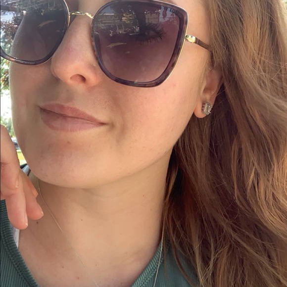 Hi all! My name is Ashley, nice to meet you! 😊 - Picture 3 of 5